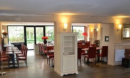 Brit Hotel Essentiel Cholet 