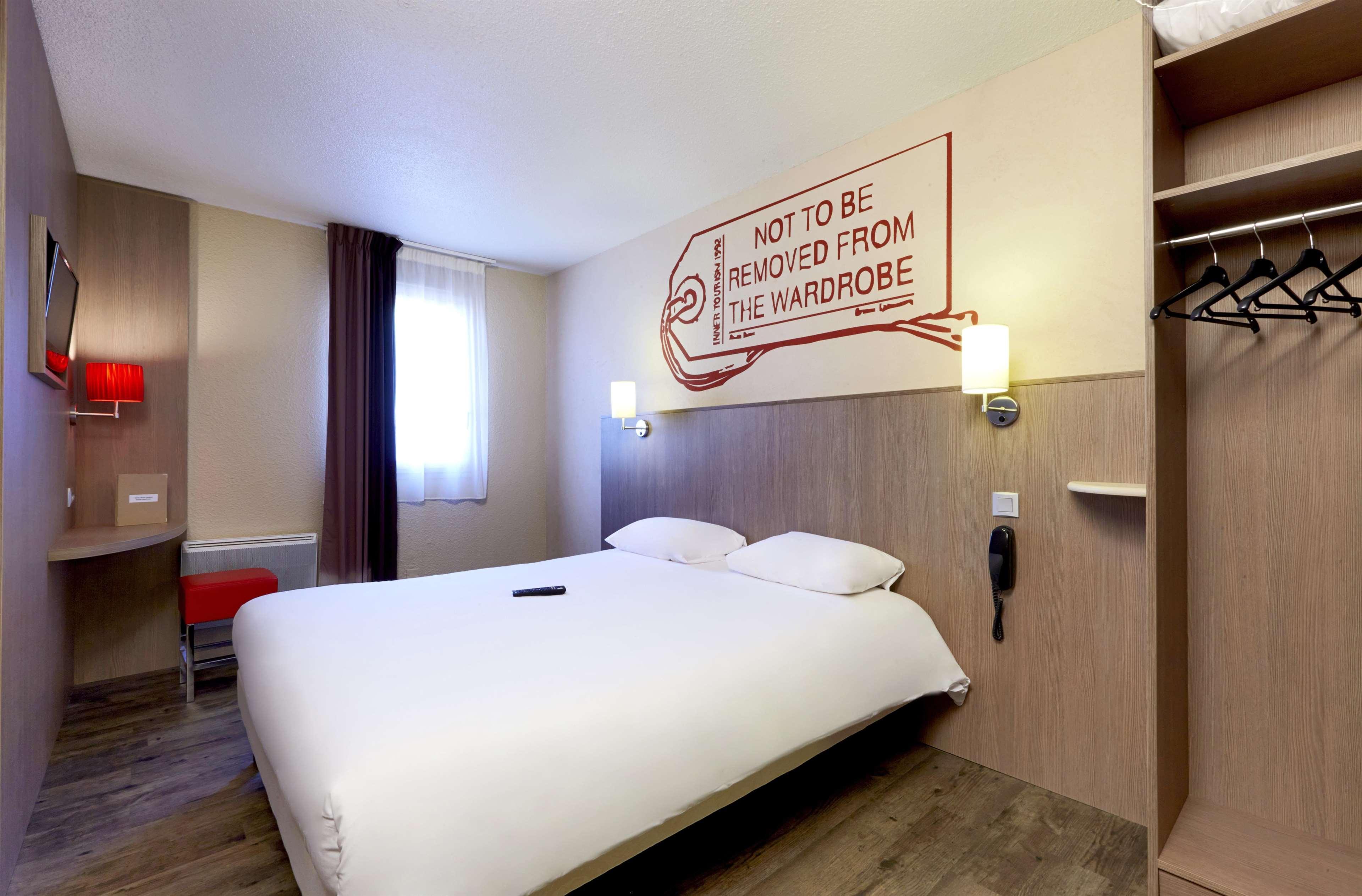 Brit Essentiel Hotel 2*